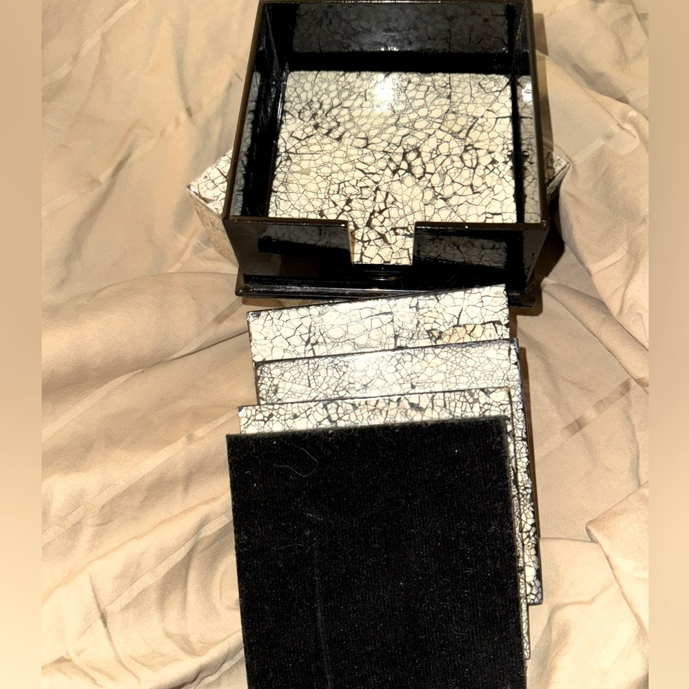 6 Piece Coaster Set with Holder and Lid